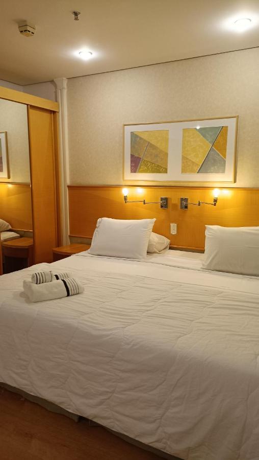 Vila Olimpia 4 Estrelas - Flat Hotel Sao Paulo Bagian luar foto